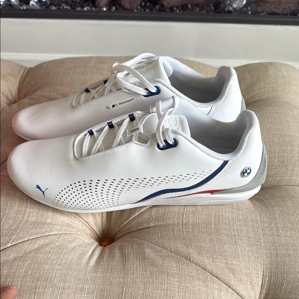 NWT. Puma White and Blue Sneakers Sleek Motorsport Design